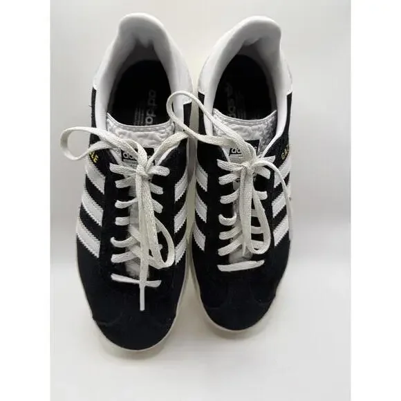 adidas gazelle silver green womens Hoka Women's Bondi (Wide) 9 Black-White / 9.5